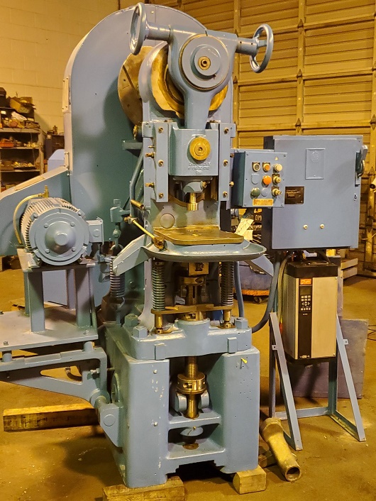 Stokes 20 ton R4 526 Tablet Compacting Press (DPM-2425) – Detroit